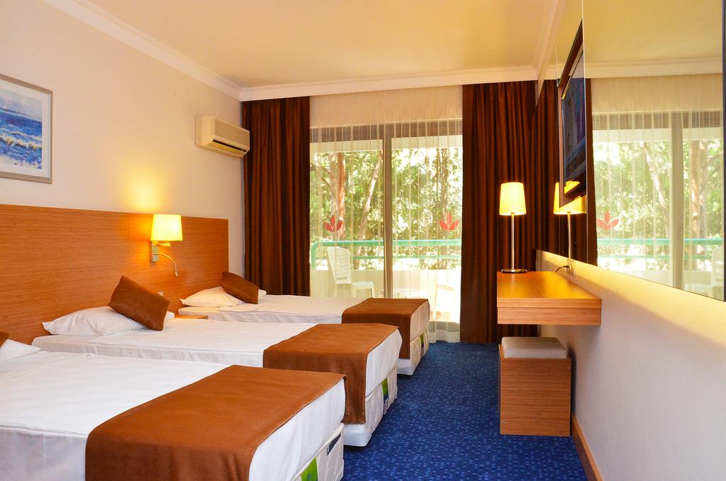 Club Grand Efe Hotel