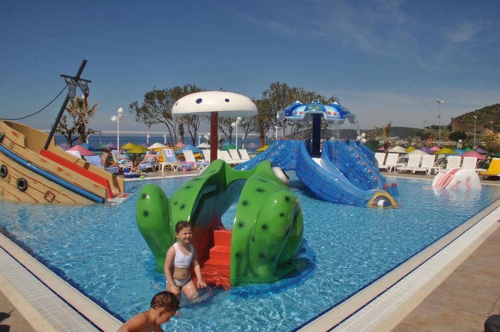 Club Grand Efe Hotel